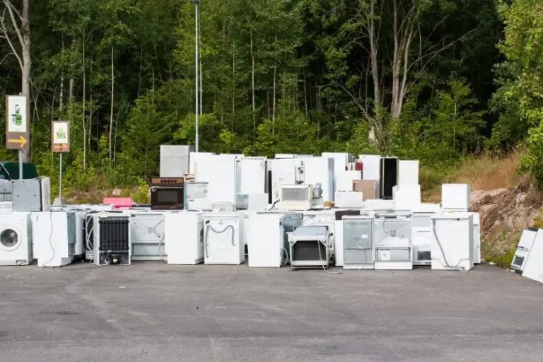 Søppeltaxi 3 Hvitevarer